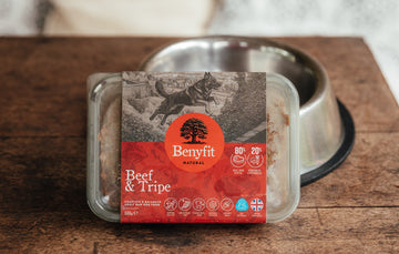 Beef & Tripe Raw Dog Food By Benyfit Natural, Approved By Vets Made with Natural Ingredients Including Offal, Bones & Vegetables.