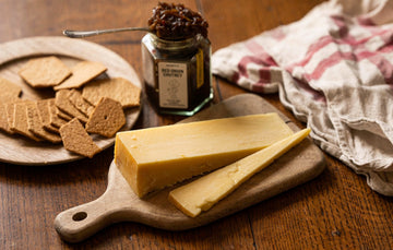 Keen’s, Unpasteurised Cheddar