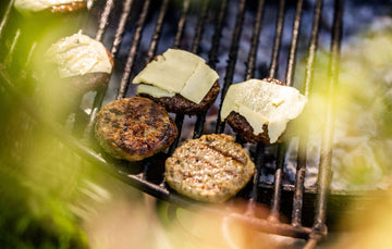 Grass Fed Beef, Blue Cheese & Red Onion Burger